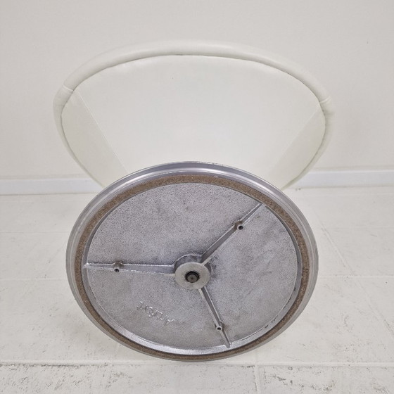 Image 1 of Silla Artifort Little Globe de Pierre Paulin en cuero, años 80