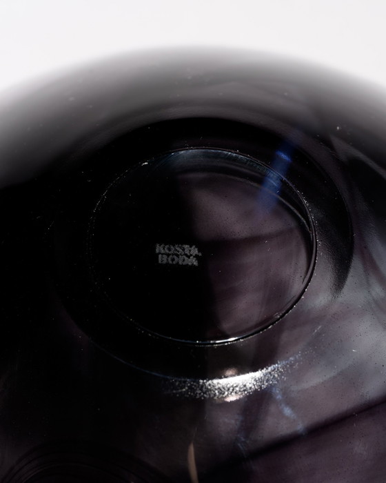 Image 1 of Kosta Boda Anna Ehrner "Contrast" Ciotola firmata in vetro soffiato a mano, Svezia, diam. 23 cm