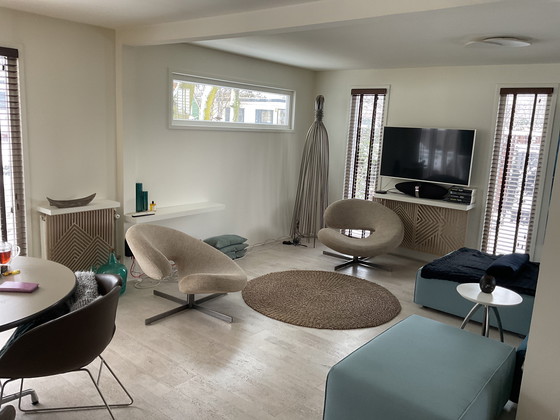 Image 1 of Roche Bobois Nuage design draaifauteul.