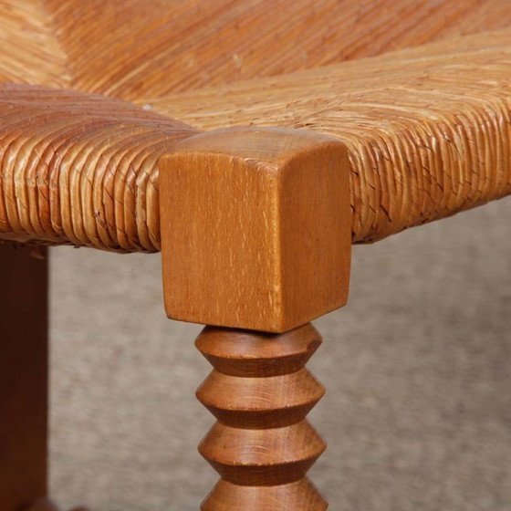 Image 1 of Paar gedraaide houten hoekstoelen met rieten zitting, 1940