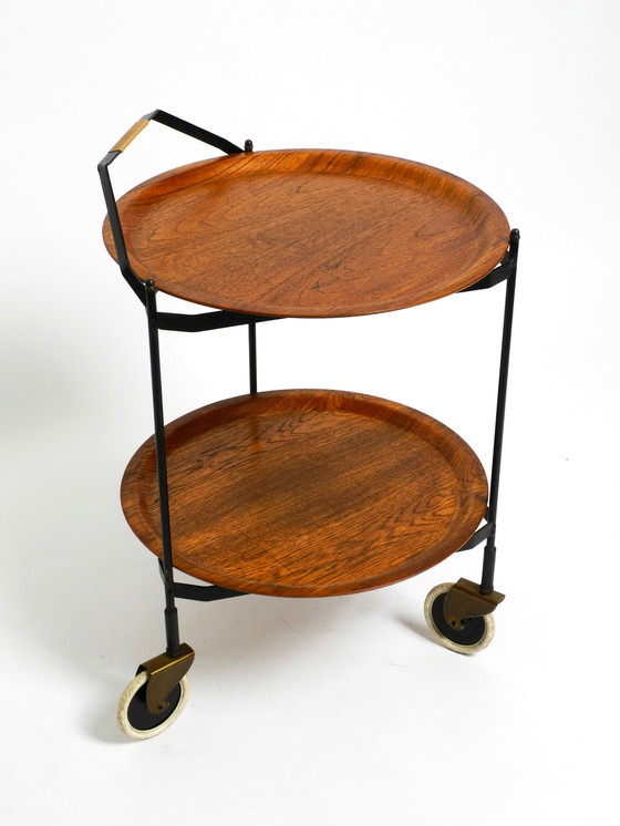 Image 1 of Schöner klappbarer Mid-Century Modern Servierwagen mit abnehmbaren Teak Pagholz Tabletts