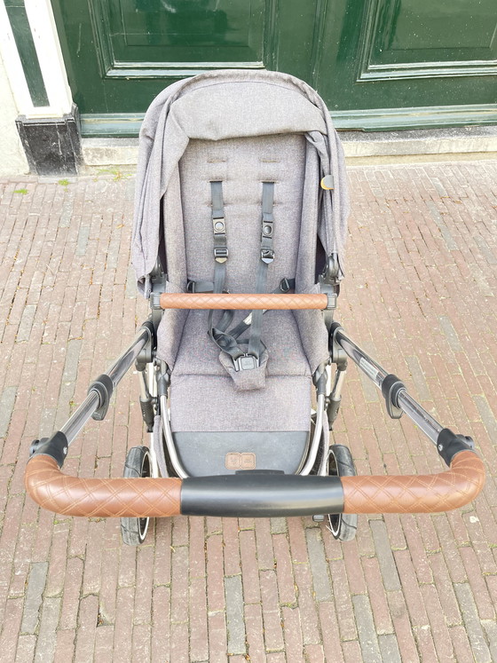 Image 1 of Sehr schöner, eleganter Luxus-Kinderwagen mit Luftreifen