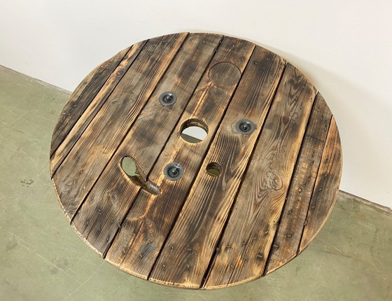 Image 1 of Table basse ronde de style industriel vintage, années 1960