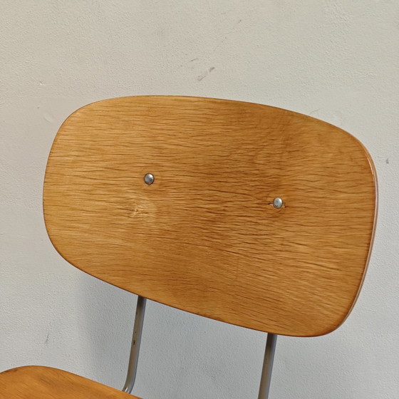 Chaises Gispen Vintage par Wim Rietveld – Fauteuils, Metal, Wood (photo 4 of 11)