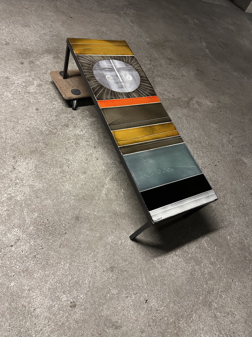 Capron sun table