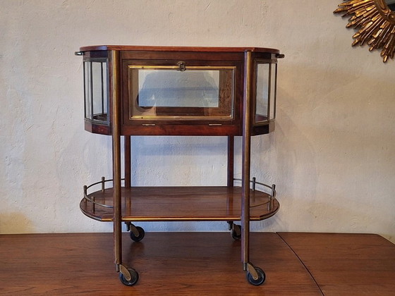 Image 1 of Serveerwagen/barkar van mahoniehout, messing en glas, 1920