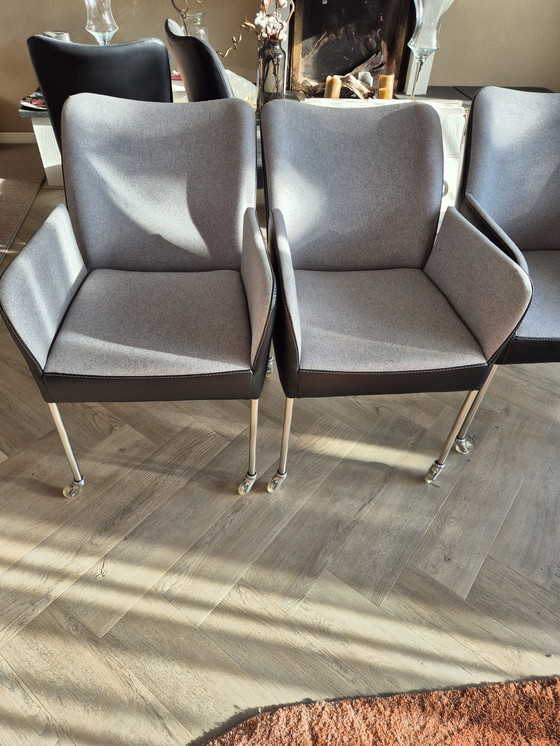 Image 1 of Bert Plantagie dining table with 6 chairs