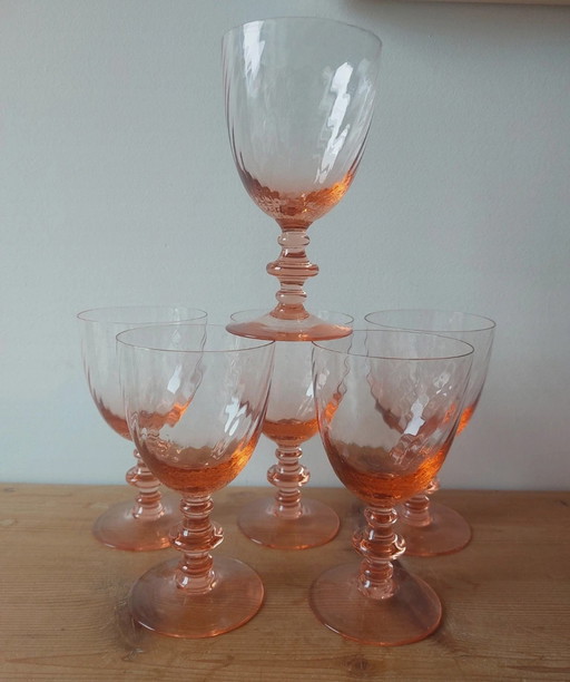 Set of 6 Vintage Design Luminarc Wine Glasses in Rosaline Glass