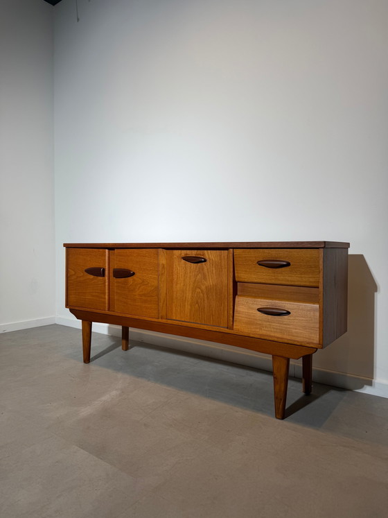 Credenza in teak Jentique – Design moderno di metà secolo – Credenze, Wood (photo 4 of 10)