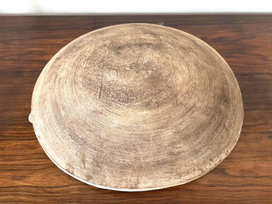 Grande piatto originale di Guy Routledge - Arte Ceramica – Sculture (photo 7 of 11)