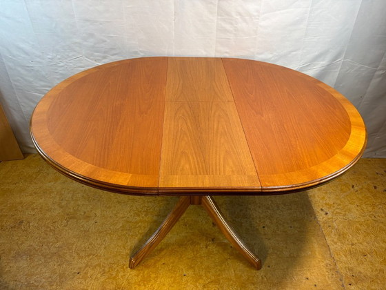 Tavolo da pranzo allungabile rotondo in teak vintage William Lawrence | Mid-Century | Ispirazione danese. (photo 11 of 12)