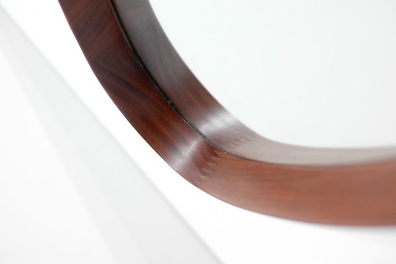 Image 1 of Vintage ovale houten spiegel, Italië, jaren 60.