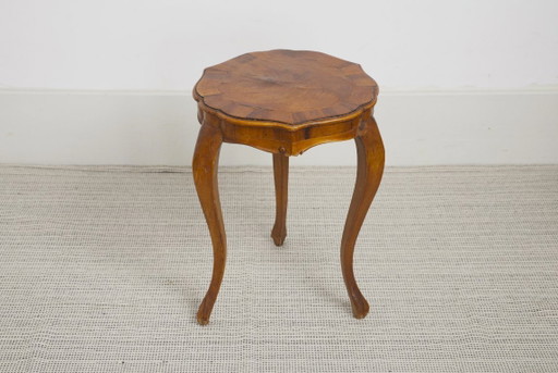 Antieke Italiaanse barokke Guéridon bijzettafel van walnoothout, lampentafel in Louis XV-stijl met parketblad, ronde – Wood