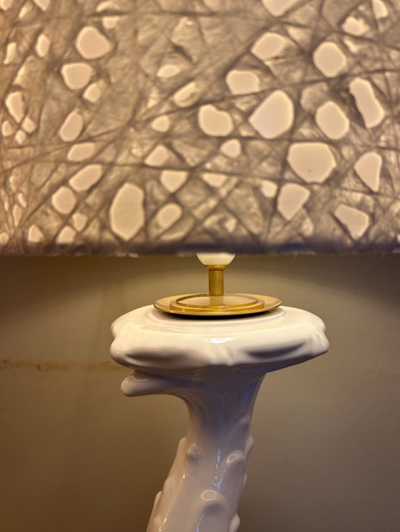 Image 1 of Große Tischlampe aus weißer Keramik, Capodimonte Italien, 1960er