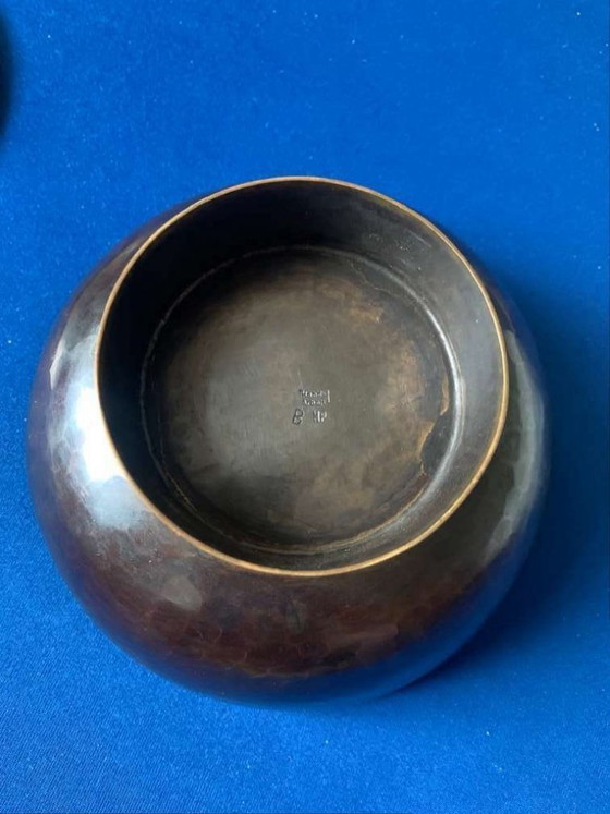 Image 1 of Scatola con coperchio Bonbonniere di Hans Przyrembel, Marianne Brandt, Alfred Lipovec, Bauhaus, ottone