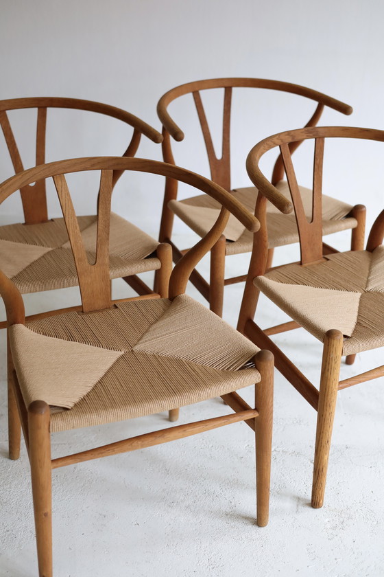 Image 1 of Set of 4 Wishbone chairs CH24, Hans Wegner