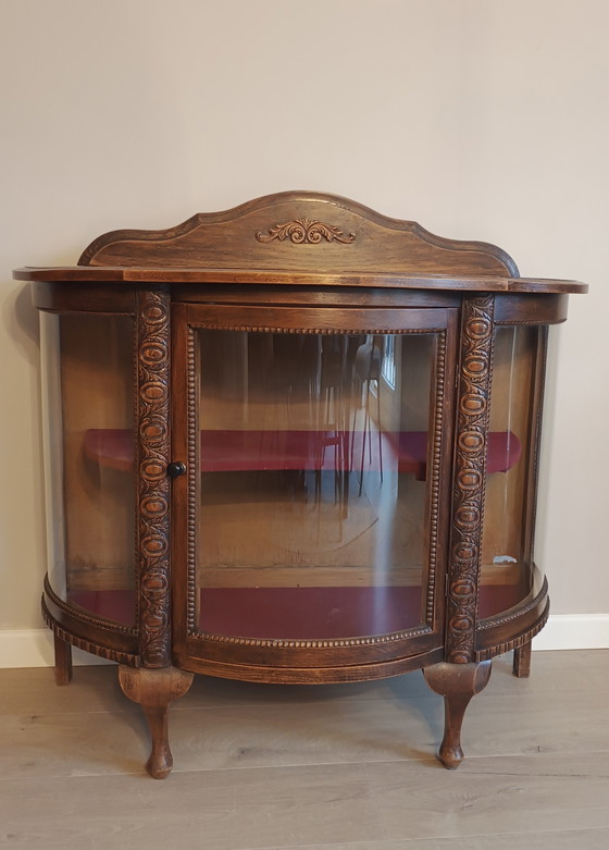 Image 1 of Wunderschöner antiker Vitrinenschrank mit runder Glasscheibe | warmes Eichenholz