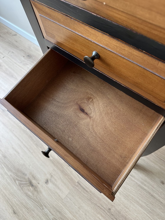 Image 1 of Cómoda/vestidor delgado negro y marrón estilo Luis XVI