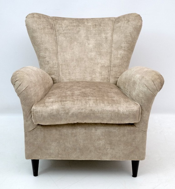 Image 1 of Fauteuils en velours italiens du milieu du siècle attribués à Gio Ponti pour ISA, paire