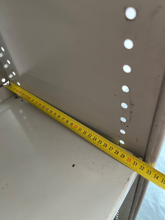 Image 1 of Twee stalen stellingkasten