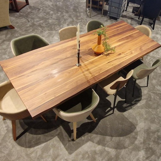 Table de salle à manger MIDJ en noyer - 250x108 avec chaises de salle à manger MIDJ (ensemble de 8)