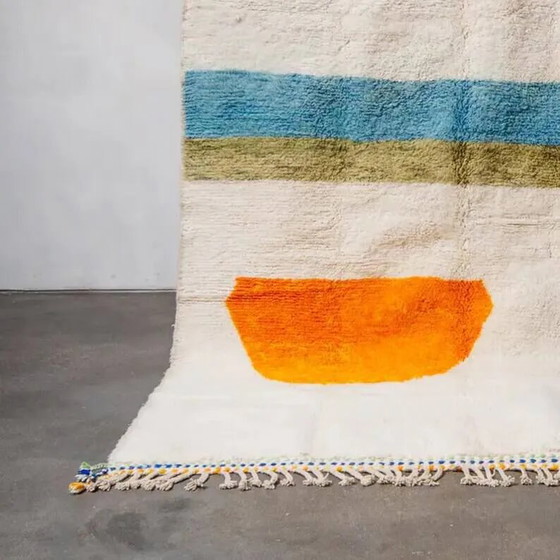 Tapis berbère marocain 250cm x 150cm – Laine (photo 4 of 8)