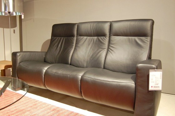 Image 1 of 4668 2,5 e 3 posti -70%