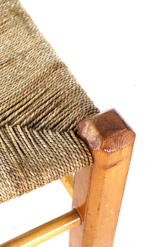 Image 1 of Tabouret/table d'appoint vintage en rotin