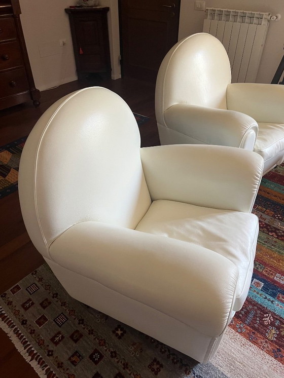 Image 1 of Frau Vanity Fair Sessel in Cremeweiß