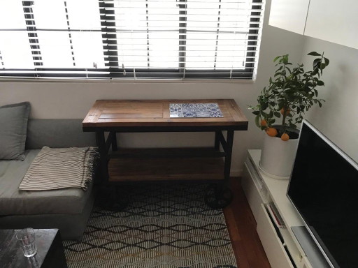 Industriële bartafel / serveerwagen / keukeneiland – Wood (photo 2 of 5)