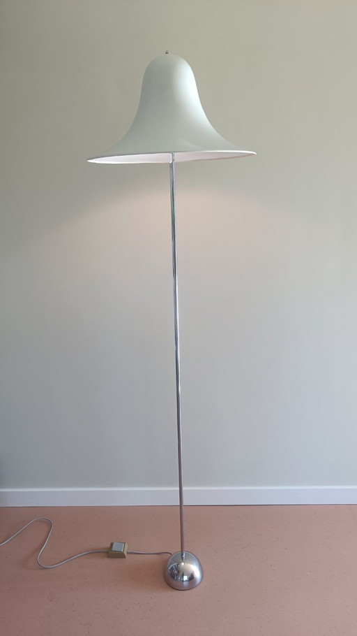 Lampada da terra di Verner Panton – anni '80