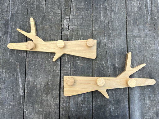 2 eco design coat racks by French company Reine Mère