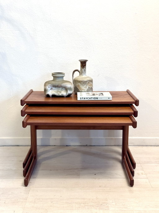 Tables d'appoint vintage en teck des années 1960