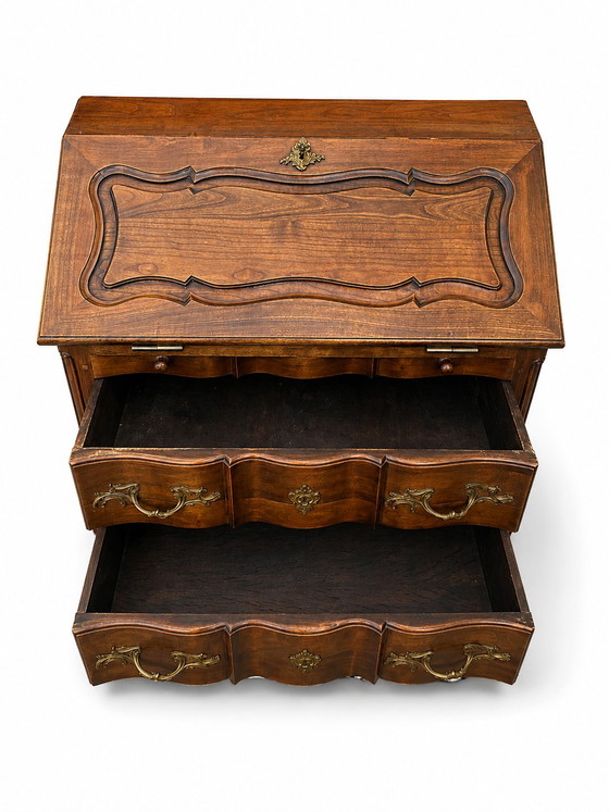 Sekretär/Schreiber im Stil Ludwigs XV. – Schreibtisch, Leather, Wood (photo 8 of 9)