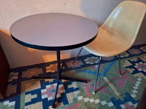 Eames Vitra Miller Contract bistrotafel/bijzettafel, jaren 60