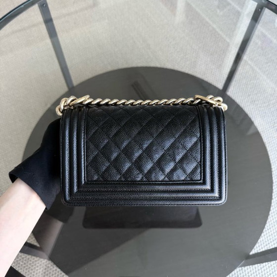 Image 1 of Chanel Boy Small - Caviar 20CM Gewatteerd Zwart Goudkleurige Hardware Serie 23