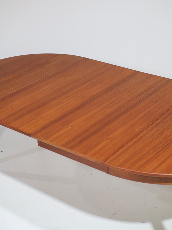 Image 1 of Extendable round dining table teak vintage Danish