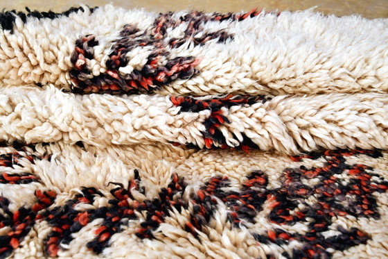 Image 1 of Tapis Marmoucha Marocain Vintage - Crème et Rouge - 405 x 185 cm