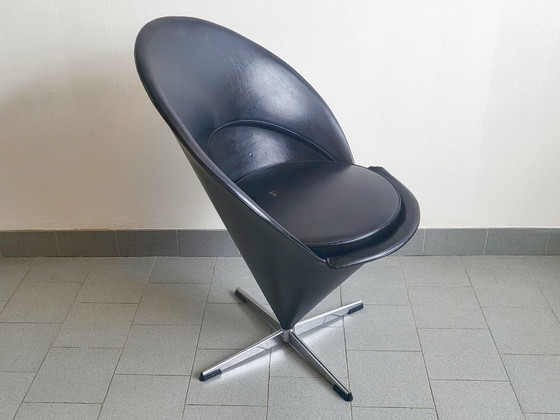 Image 1 of VINTAGE CONE CHAIR K1 BY VERNER PANTON 1950 BLACK FAUX LEATHER & STEEL