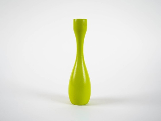 Image 1 of Limekleurige kandelaar, Deens ontwerp, jaren 70, gemaakt in Denemarken.