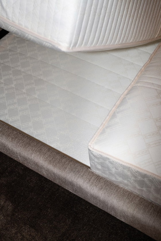 Image 1 of Wittmann Joyce Niche bed with Sandmann De Luxe Pocket mattresses