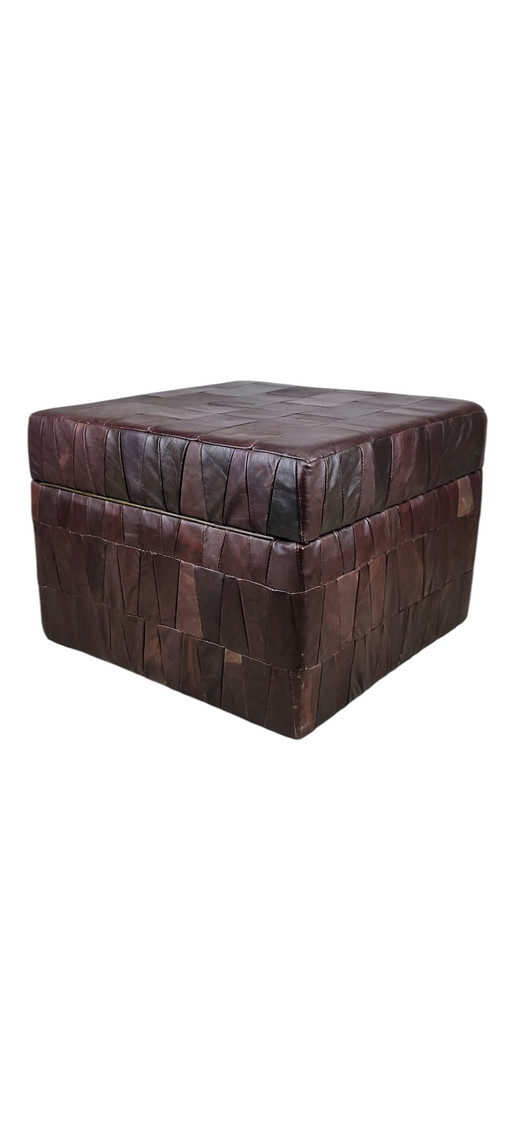 Pouf/coffre vintage en patchwork 1970