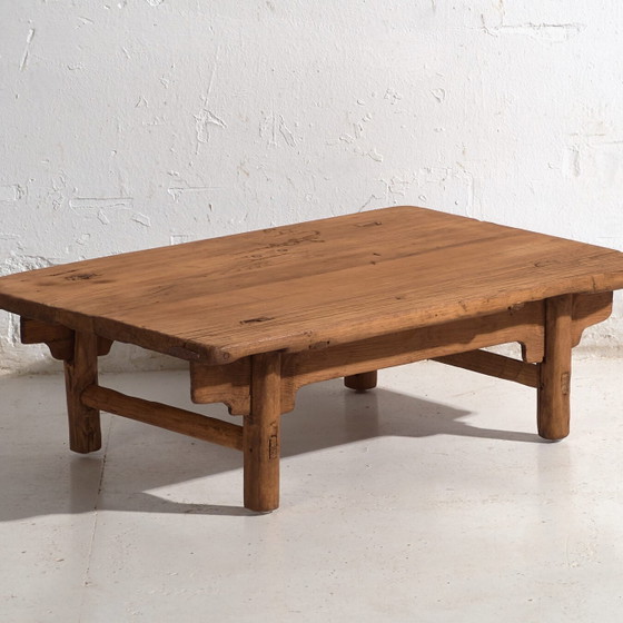 Antieke lage tafel van grenenhout – China, circa 1930 – Salontafels (photo 4 of 40)
