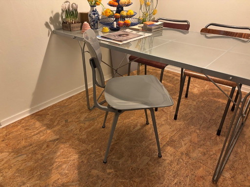 Sedia da pranzo Ahrend Friso Kramer Revolt (HAY)