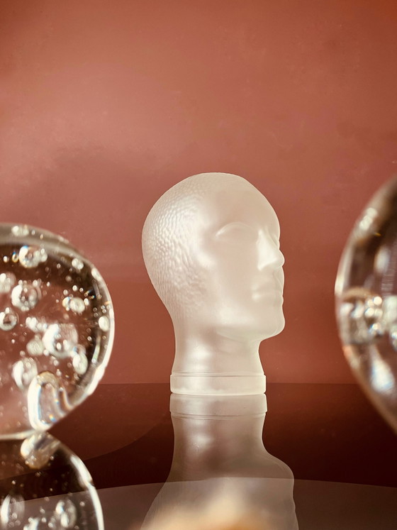 Image 1 of Glaskopf im 80er-Jahre-Design