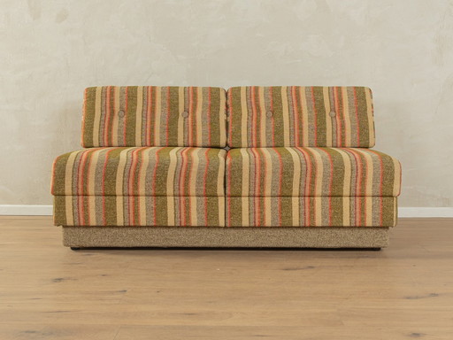 Modulaire bank met tafel uit 1970, slaapbank