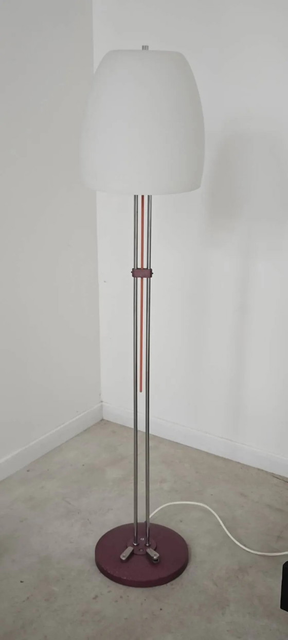 Lampadaire en métal chromé opaline triplex Lidokov ex Tchécoslovaquie – Cast Iron, Mid Century Modern (photo 7 of 21)