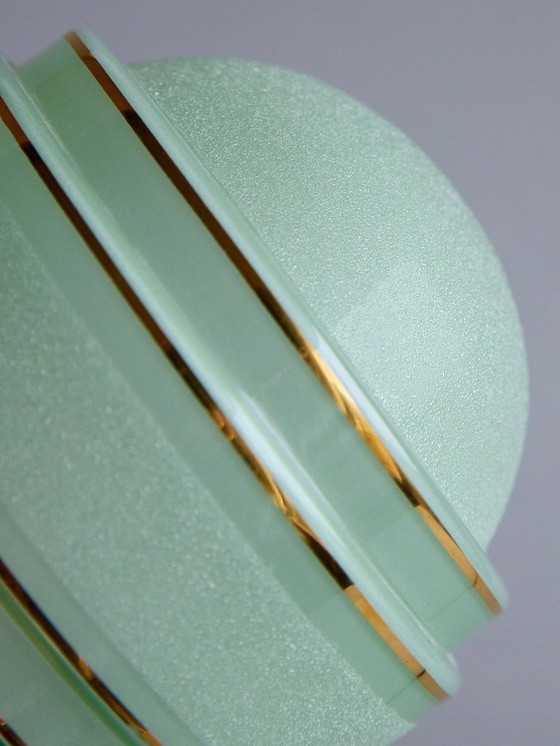 Image 1 of Lampada da tavolo in vetro satinato verde e oro