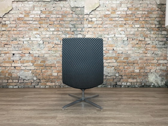 Image 1 of Poltrona lounge Arper Catifa 70