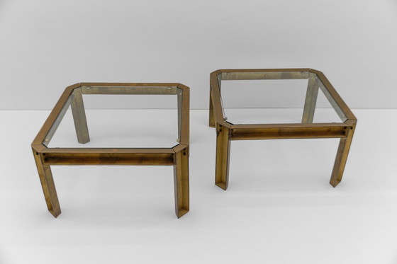 Image 1 of Tables d'appoint ou basses modèle T09 en laiton et verre, par Peter Ghyczy, années 1970, lot de 2